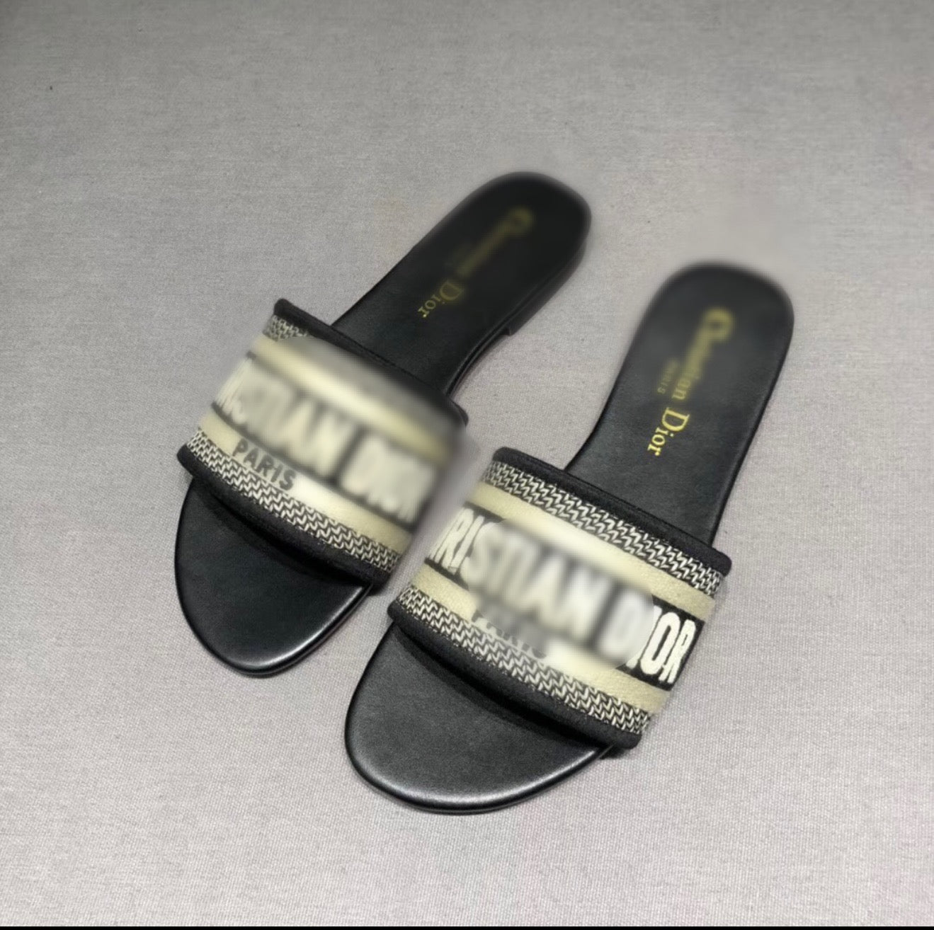 Dior-sandalias