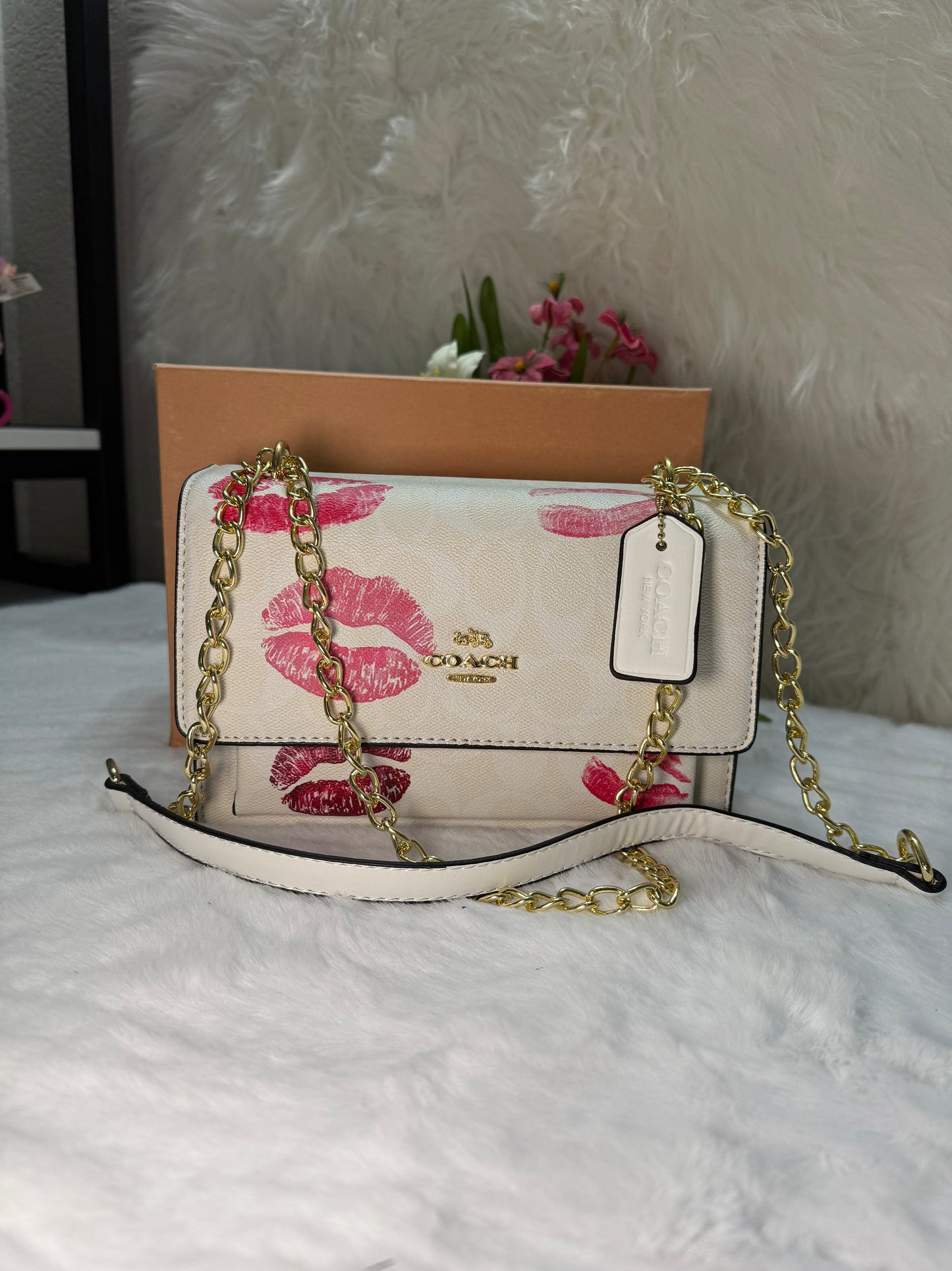 Coach Klare kiss 💋